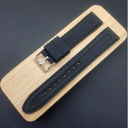 Ремешок каучуковый черного цвета для часов 20 мм CRW457-20