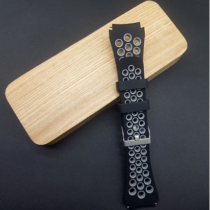 Ремешок каучуковый чёрного цвета для часов 22 мм CRW446-22