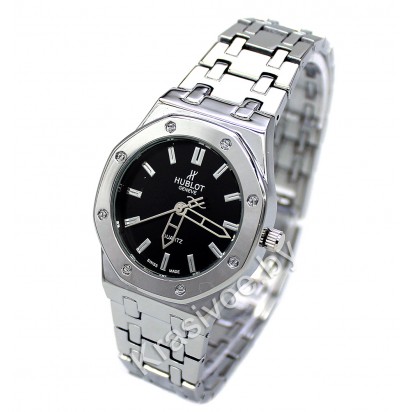 Женские наручные часы Hublot Classic Fusion CWC494