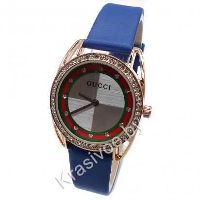 Женские наручные часы Gucci CWC033