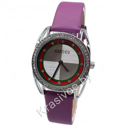 Женские наручные часы Gucci CWC036