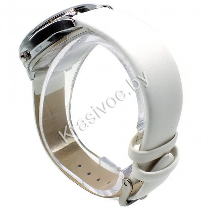 Женские наручные часы Gucci CWC092