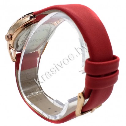 Женские наручные часы Gucci CWC309