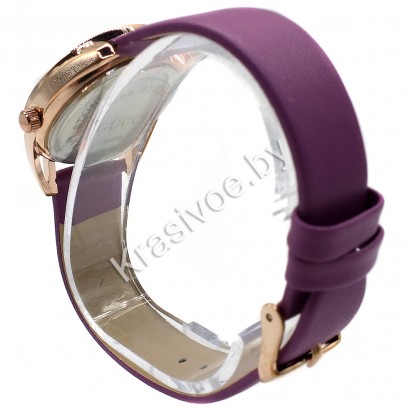 Женские наручные часы Gucci CWC424