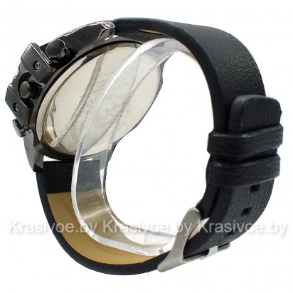 Мужские кварцевые наручные часы Diesel Brave CWC103