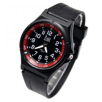 Кварцевые наручные часы Q&Q CWC418