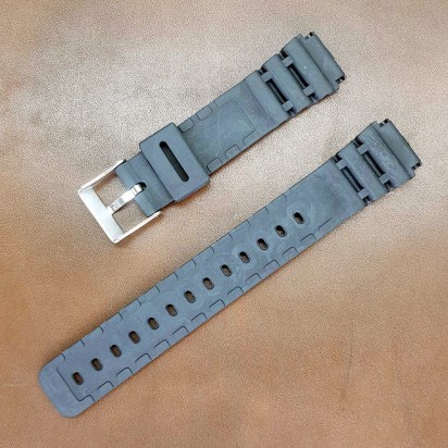 Ремешок каучуковый для часов 18 мм Casio P1854-18