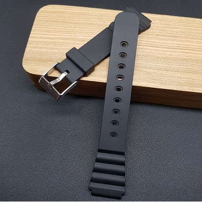 Ремешок каучуковый для часов 18 мм Casio P1853-18