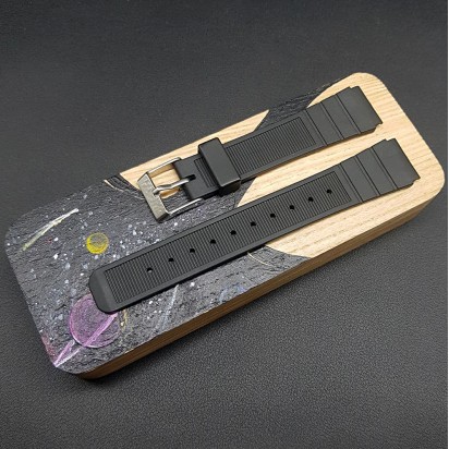 Ремешок каучуковый для часов 18 мм Casio P1856-18