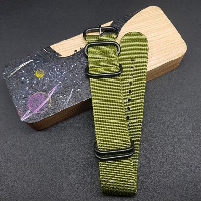 Ремешок NATO текстильный для часов 22 мм CRW413-22