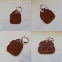 Брелок для ключей из натуральной кожи B046