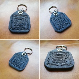 Брелок для ключей из натуральной кожи B052