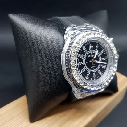 Женские наручные часы Geneva One CWCM008