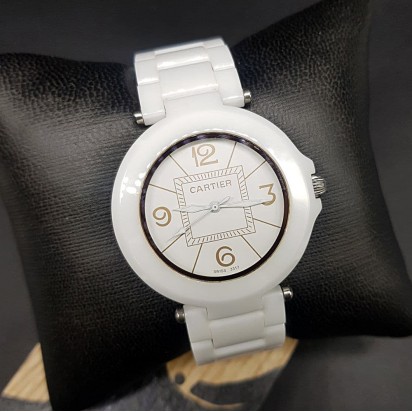 Женские наручные часы Cartier CWCM035