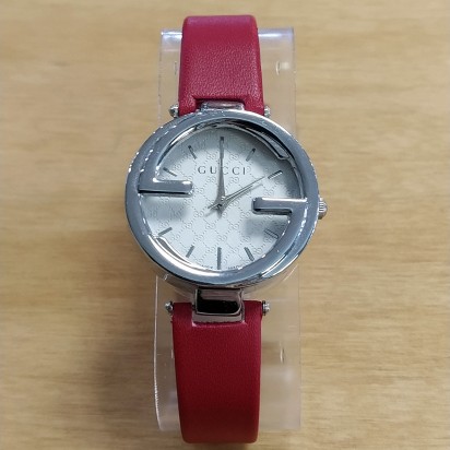 Женские наручные часы Gucci EBF027