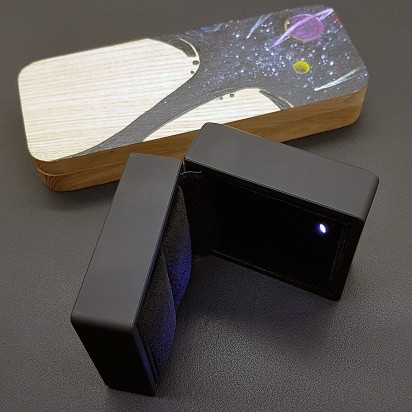 Футляр для бижутерии подарочный черного цвета с подсветкой артикул FB005