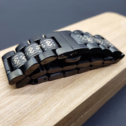 Браслет стальной черного цвета с гравировкой "Орнамент" для часов с креплениями 22 мм артикул L001-22