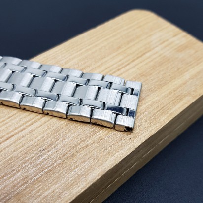 Браслет металлический для часов 22 мм артикул CRW550-22