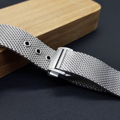 Стальной браслет миланское плетение с механической застежкой для часов 20 мм артикул M410-10-20S