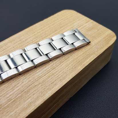 Браслет металлический для наручных часов 20 мм CRW491-20