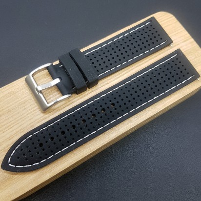 Ремешок каучуковый черный с белой ниткой для часов 20 мм артикул CRW522-20-18