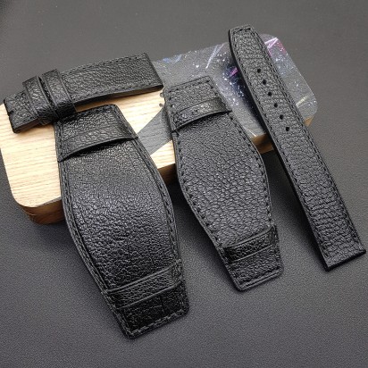 Ремешок черного цвета в комплекте с двумя базами от RemenMaster для часов 22 мм артикул RM009-22-20