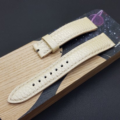 Ремешок светло-золотого цвета от RemenMaster для часов 18 мм артикул RM020-18-16