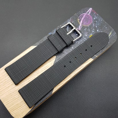 Ремешок ручной работы из кожи чёрного цвета от REMENMASTER для часов 22 мм артикул M028-22-20