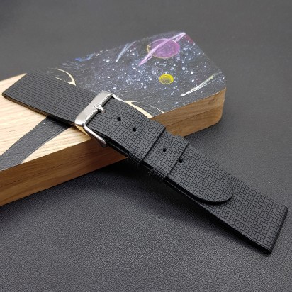 Ремешок ручной работы из кожи чёрного цвета от REMENMASTER для часов 22 мм артикул M028-22-20