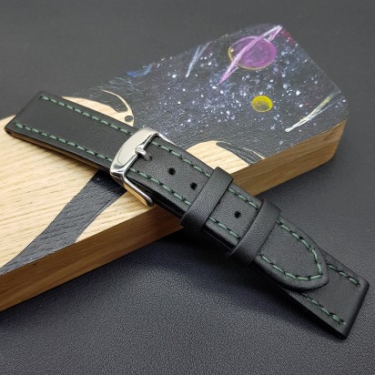 Ремешок ручной работы из кожи чёрного цвета от REMENMASTER для часов 24 мм артикул M088-24-22