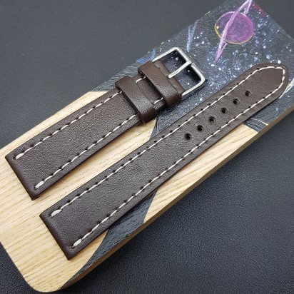 Ремешок ручной работы из кожи коричневого цвета от REMENMASTER для часов 24 мм артикул M076-24-22