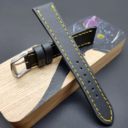 Ремешок ручной работы из кожи чёрного цвета от REMENMASTER для часов 18 мм артикул M006-18-16