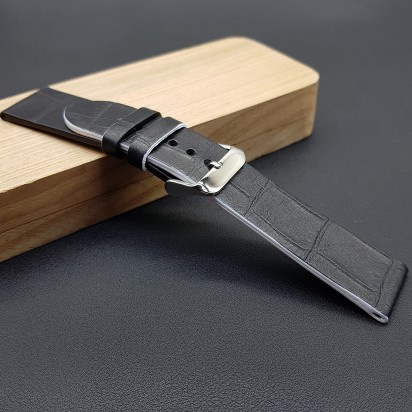 Ремешок ручной работы из кожи чёрного цвета от REMENMASTER для часов 22 мм артикул M126-22-20