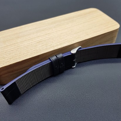 Ремешок ручной работы из кожи чёрного цвета от REMENMASTER для часов 20 мм артикул M142-20-18