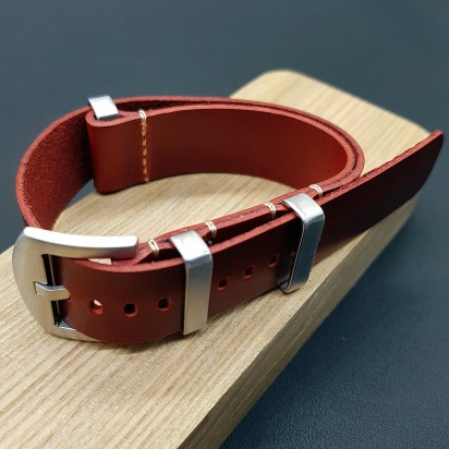 Сплошной ремешок из натуральной кожи для часов с размером креплений 20 мм артикул LSR003-20-20